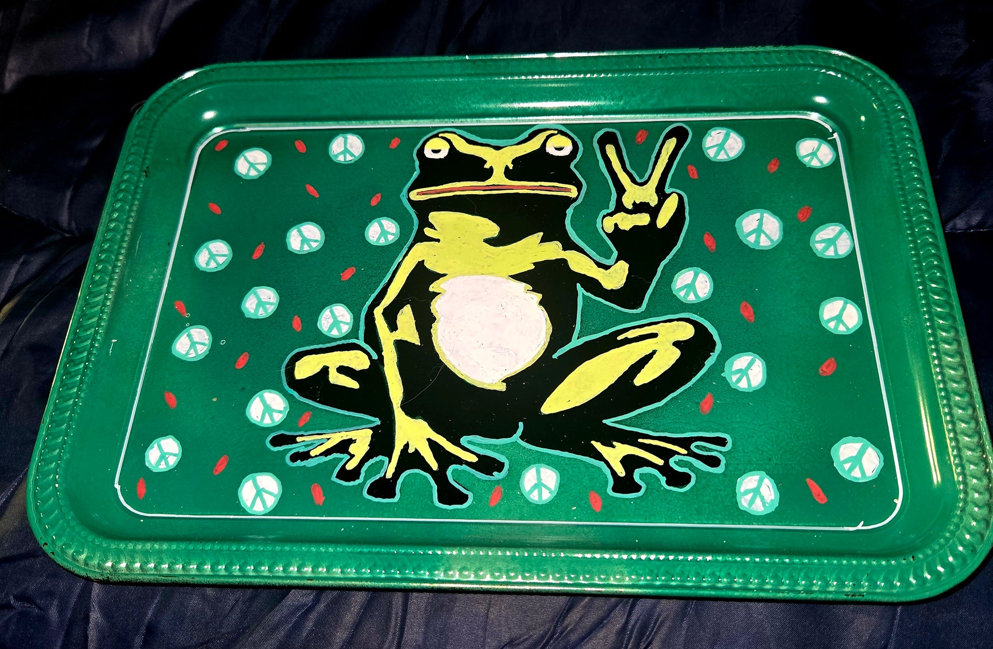 Peace frog