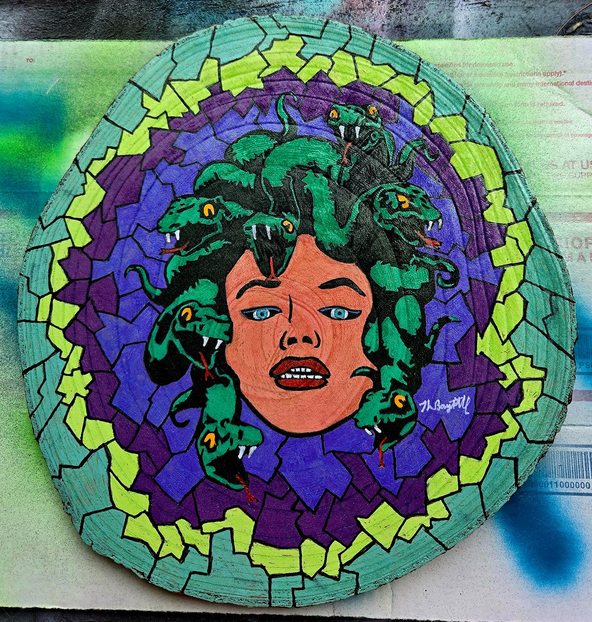 Medusa wall hanger/clock