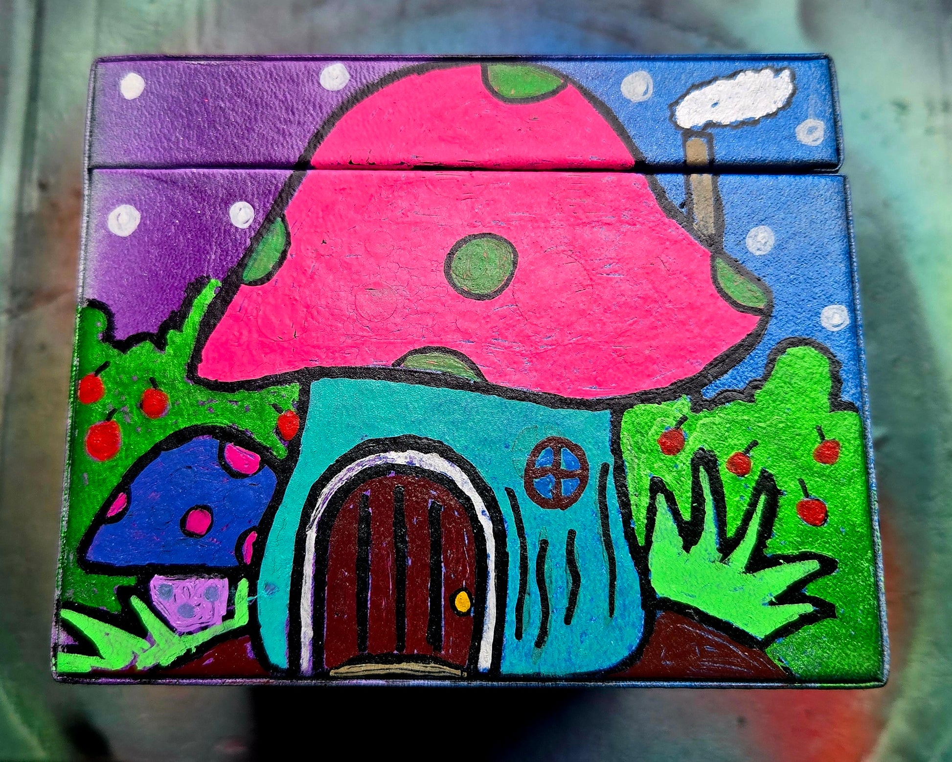 Mushroom world Faraday