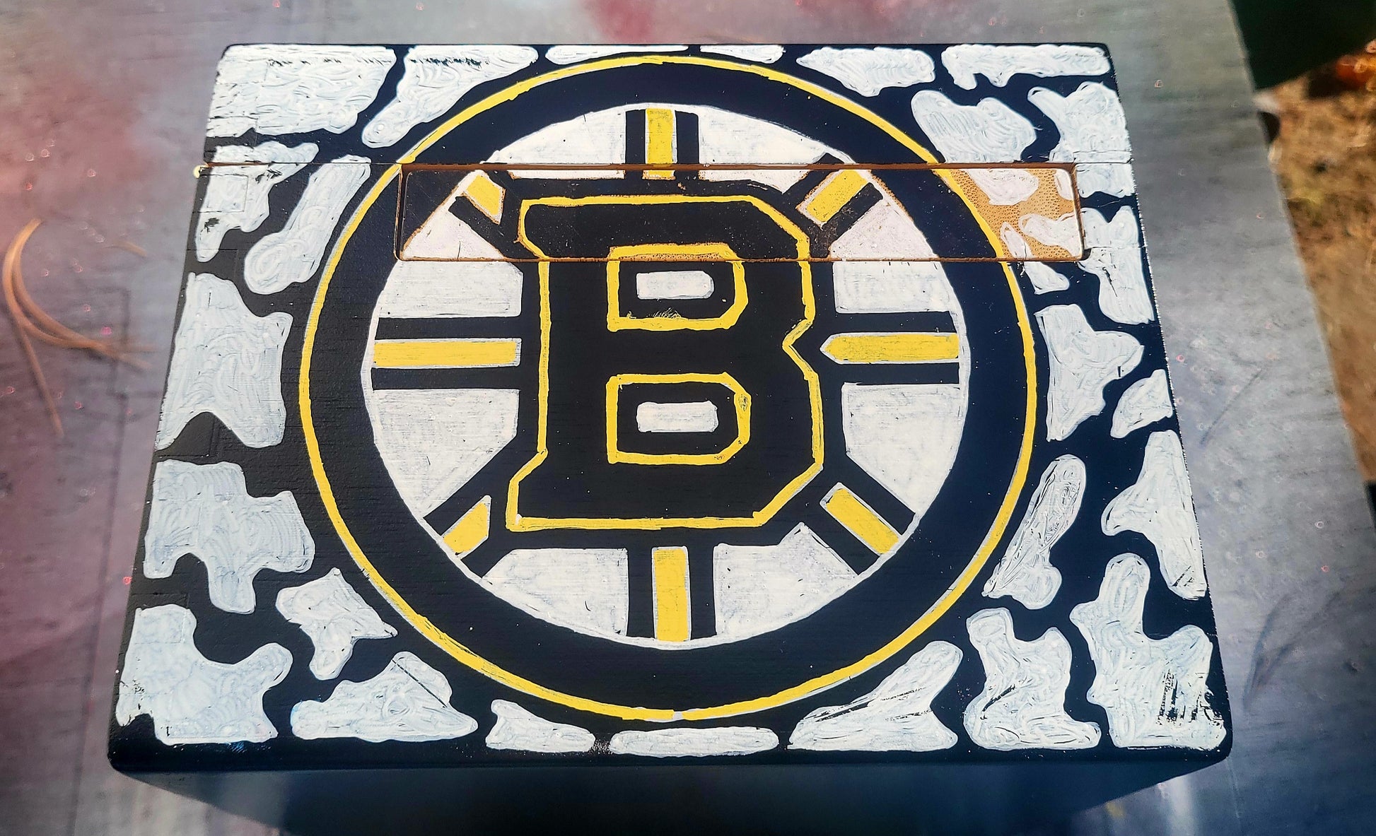 Alternative new england box